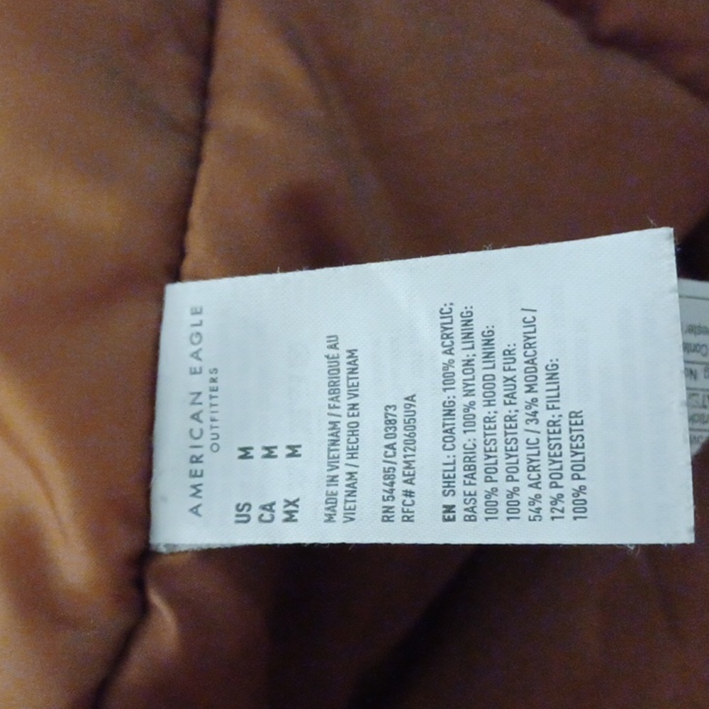 Green Winter Jacket - Size Medium - Picture 9 of 10